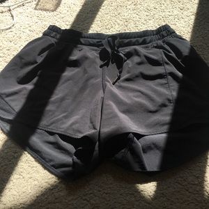 $47 lululemon size 6